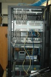 Populating NeatPatch II with patch cables between switch and patch panels
